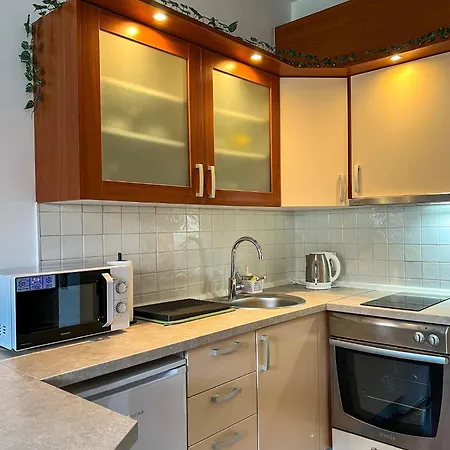 Appartement Twins Osijek - Private Parking Extérieur photo